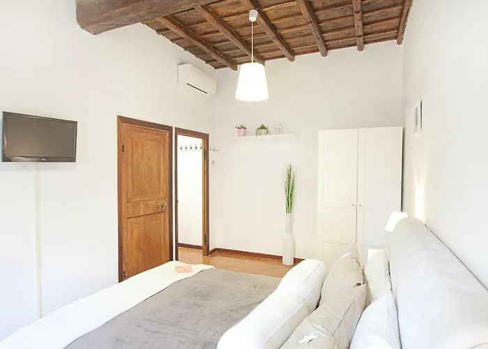 Arenula Luxury * Рим